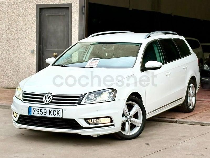 Usado VW Passat Exclusive 140 CV (102 kW) 2014 Blanco Familiar