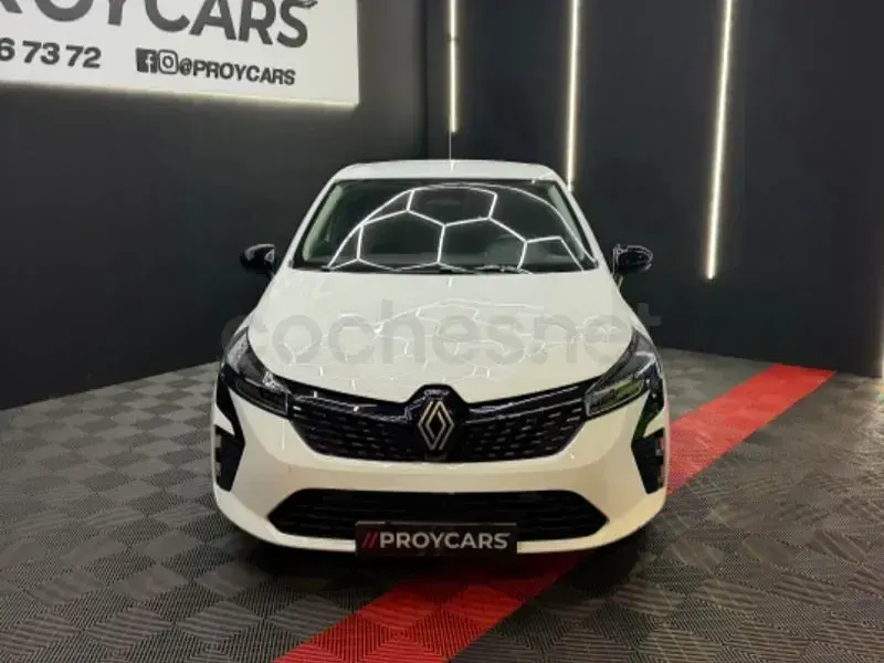 Usado Renault Clio V Techno 100 CV (73 kW) 2025 Blanco Berlina