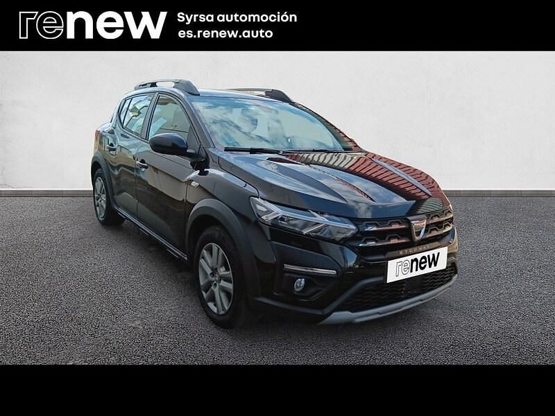 Usado Dacia Sandero Comfort 91 CV (66 kW) 2022 Negro Berlina