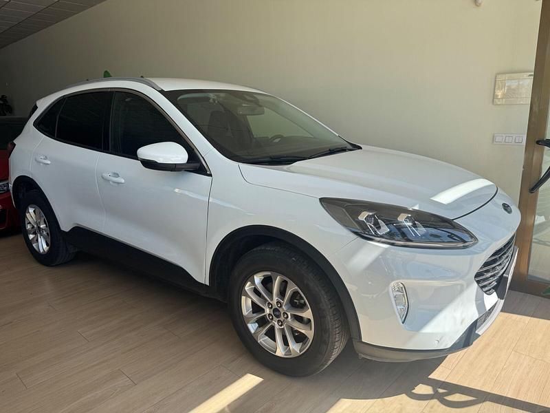 Blanco Usado 2023 Ford Kuga Titanium SUV | 18.990 € (Precio justo) - Imagen 1/4