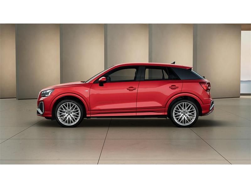 Nuevo Audi Q2 150 CV (110 kW) 2025 Rojo progresivo SUV