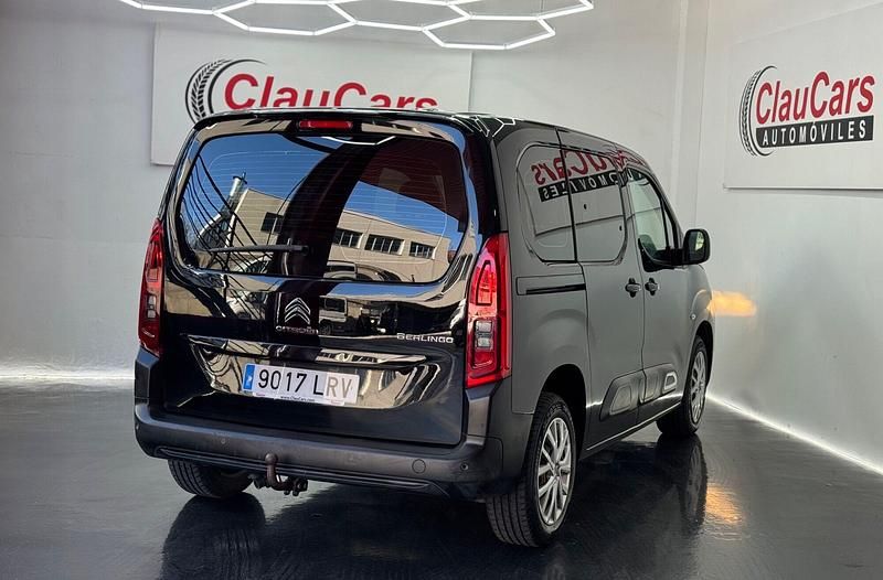 Usado Citroën Berlingo Feel 100 CV (73 kW) 2021 Negro Monovolumen