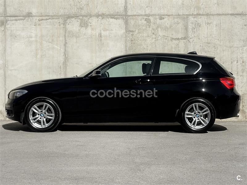 Usado BMW 118 150 CV (110 kW) 2017 Negro Utilitario