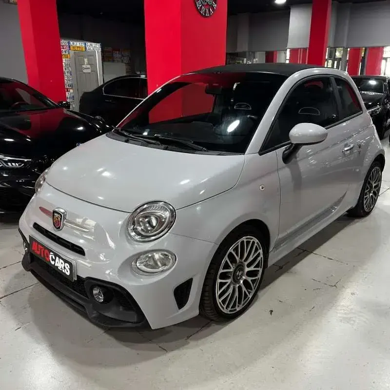 Usado Abarth 595C 145 CV (106 kW) 2018 Gris Descapotable
