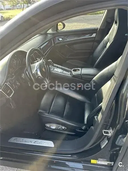 Usado Porsche Panamera Platinum Edition 299 CV (219 kW) 2014 Negro Utilitario