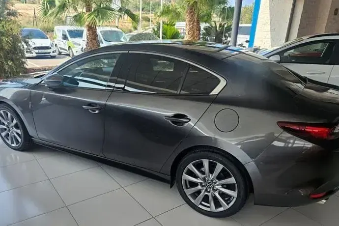 Usado Mazda 3 Exclusive-Line 140 CV (102 kW) 2025 Berlina