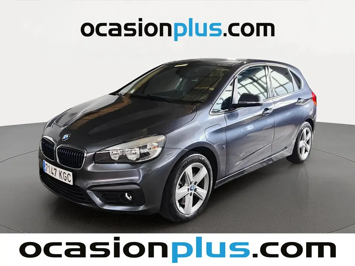 Usado BMW 225 Active Tourer iPerformance 224 CV (164 kW) 2017 Monovolumen
