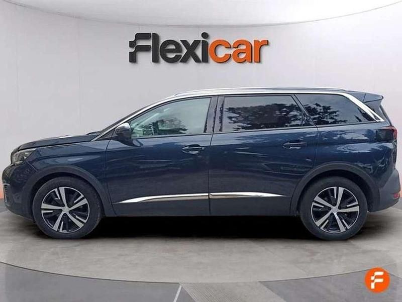 Usado Peugeot 5008 Allure 131 CV (96 kW) 2019 Azul SUV