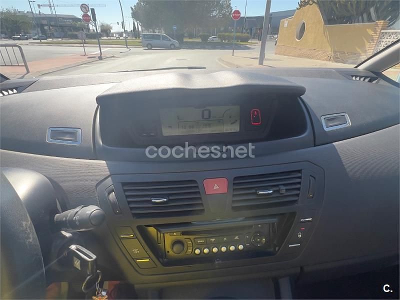 Usado Citroën C4 Picasso Seduction 120 CV (88 kW) 2012 Blanco Monovolumen