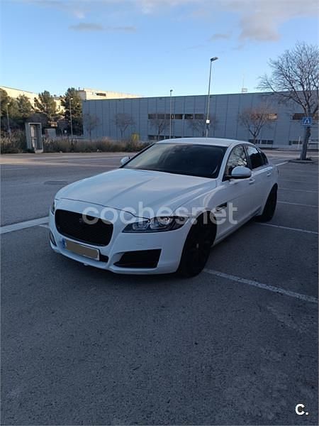 Blanco Usado 2016 Jaguar XF Portfolio Berlina | 17.500 € - Imagen 1/4