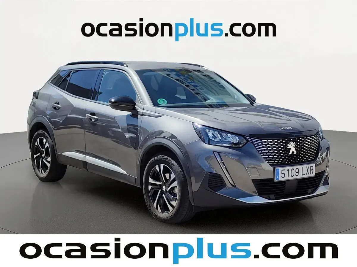 Usado Peugeot 2008 Allure 131 CV (96 kW) 2022 Gris SUV