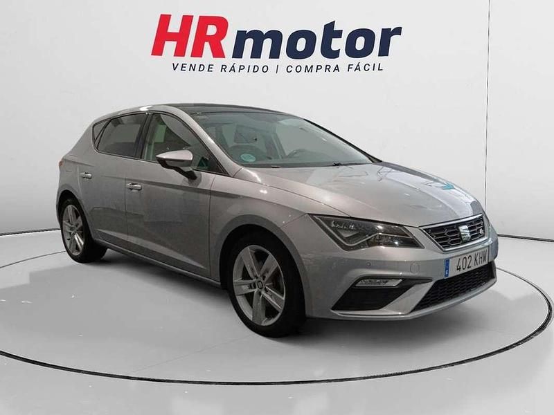 Usado Seat Leon FR 126 CV (92 kW) 2018 Gris Utilitario