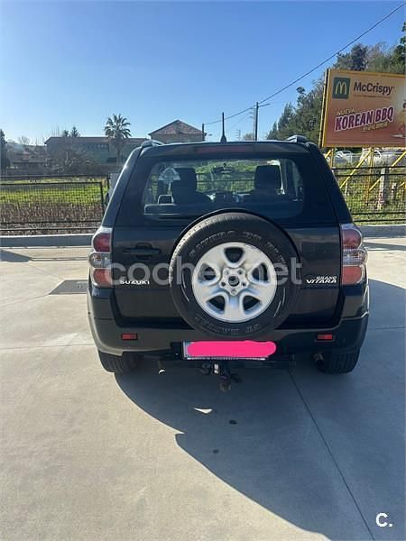 Usado Suzuki Grand Vitara 129 CV (94 kW) 2007 Negro SUV