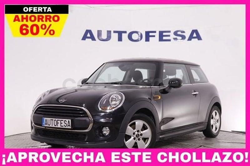 Usado Mini ONE 102 CV (75 kW) 2018 Negro Utilitario