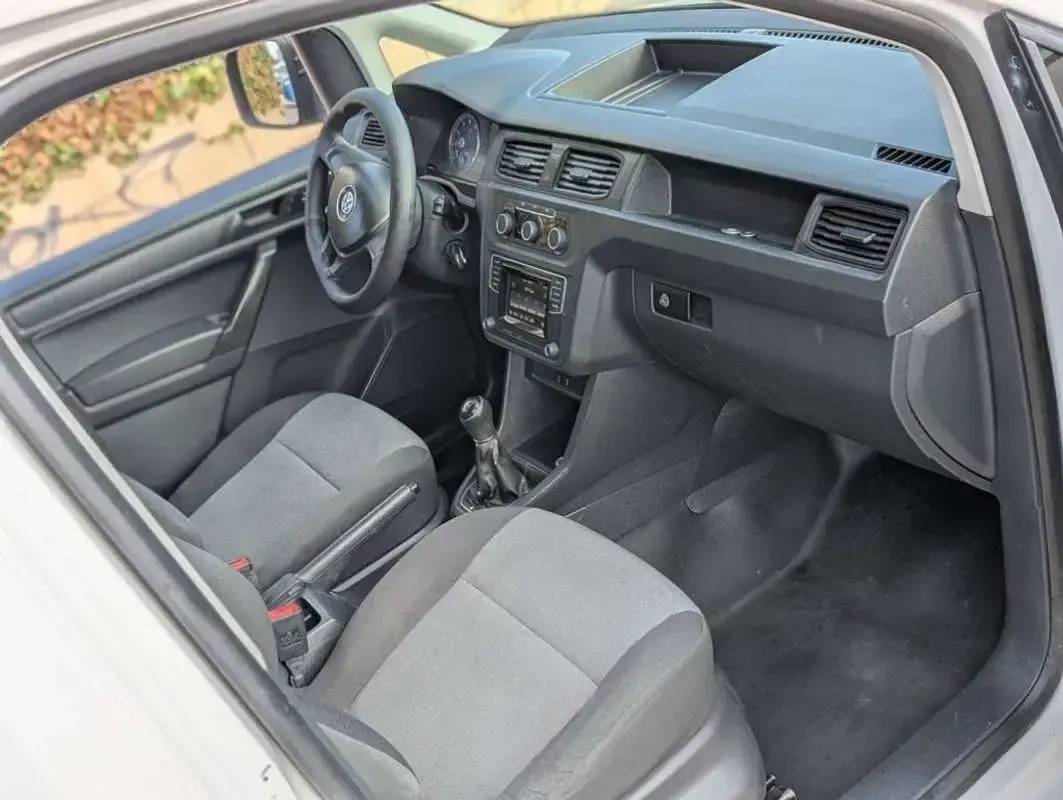 Usado VW Caddy 110 CV (80 kW) 2020 Blanco Monovolumen