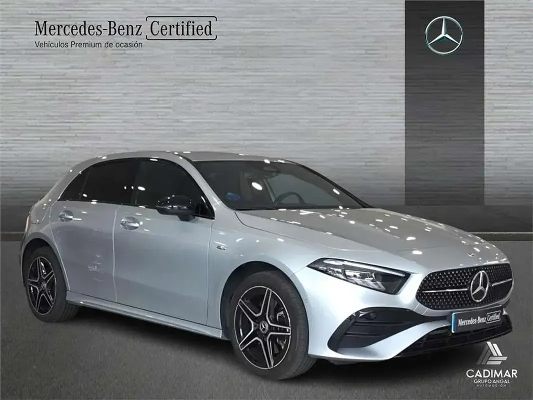 Usado Mercedes A250 218 CV (160 kW) 2025 Berlina