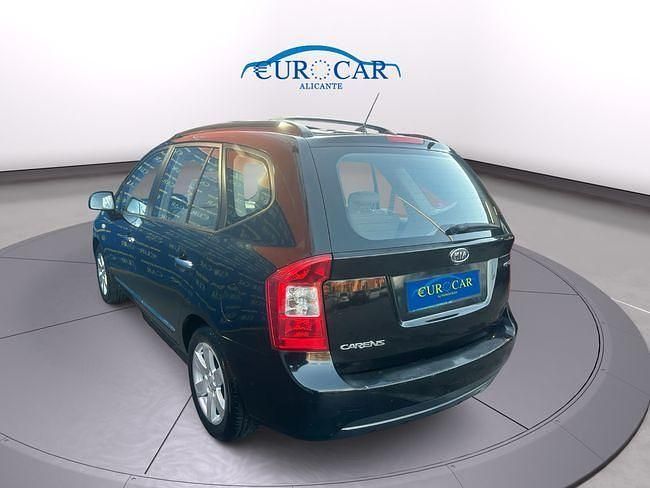 Usado Kia Carens EX 140 CV (102 kW) 2006 Negro Monovolumen