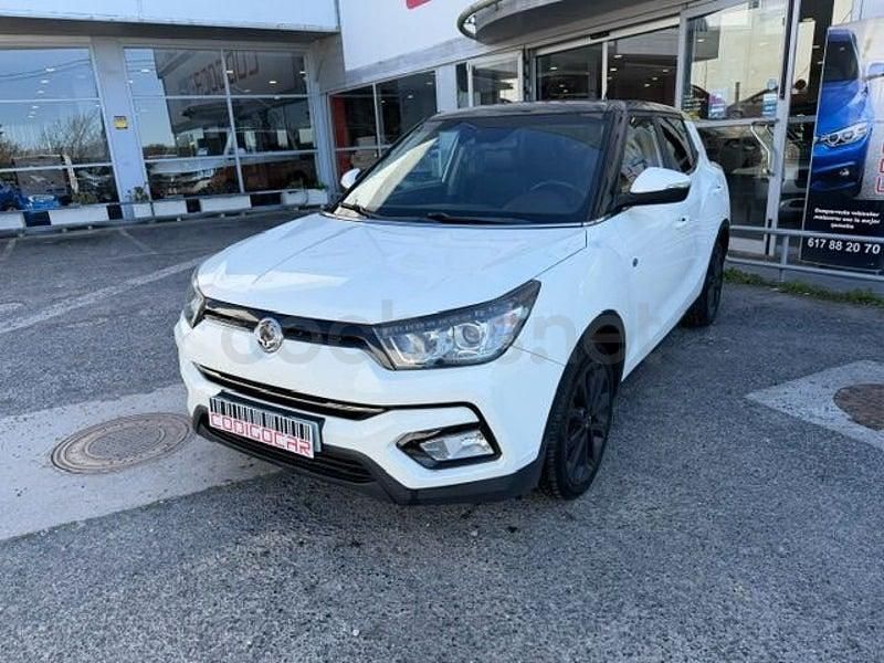 Usado Ssangyong (KGM) Tivoli 136 CV (100 kW) 2019 Blanco SUV