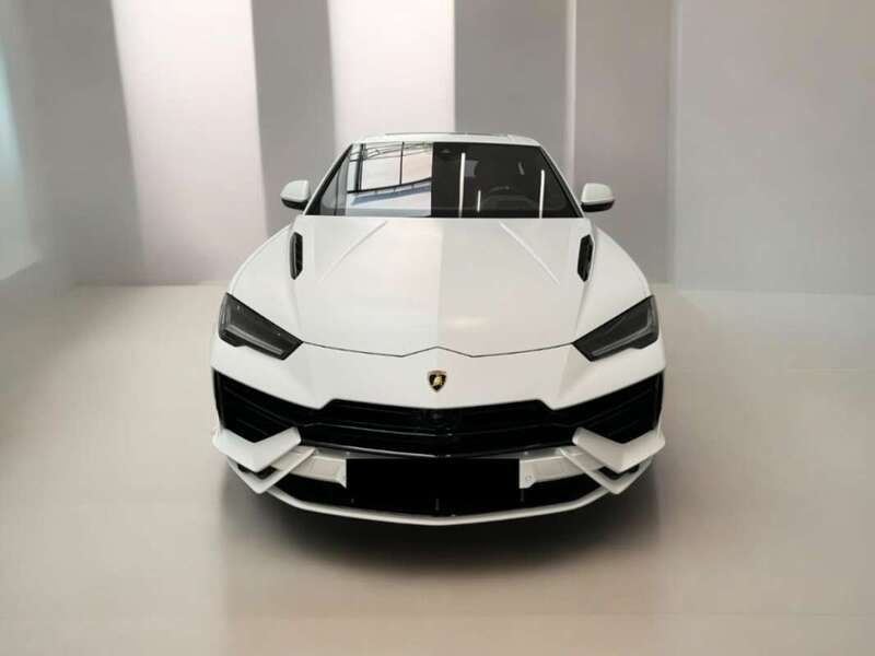 Blanco Usado 2023 Lamborghini Urus SUV | 305.000 € - Imagen 1/4