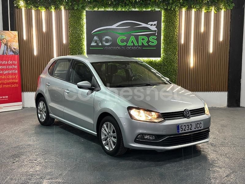 Usado VW Polo Edition 75 CV (55 kW) 2015 Gris / plata Berlina