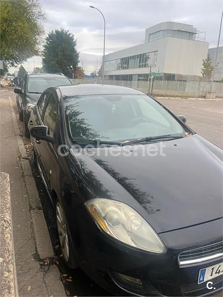 Usado Fiat Bravo Sport 150 CV (110 kW) 2007 Negro Utilitario