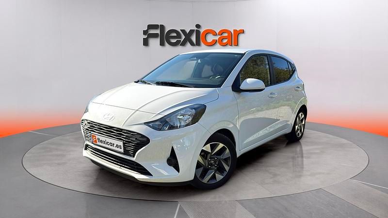 Usado Hyundai i10 63 CV (46 kW) 2025 Blanco Utilitario