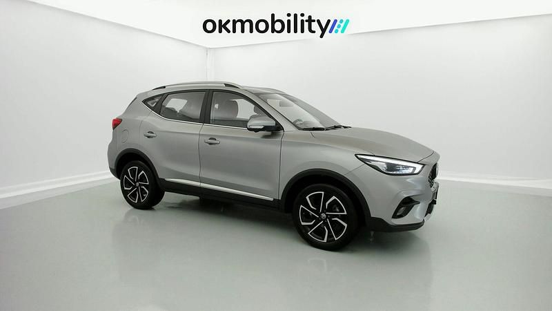 Usado MG ZS Luxury 111 CV (81 kW) 2024 Cosmic silver SUV