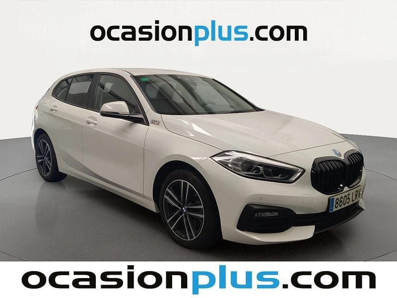 Usado BMW 118 140 CV (102 kW) 2021 Blanco Utilitario