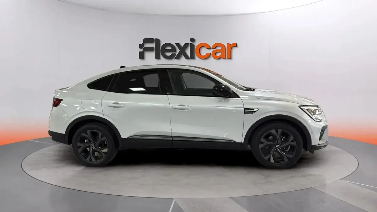 Usado Renault Arkana Engineered 145 CV (106 kW) 2023 Blanco SUV