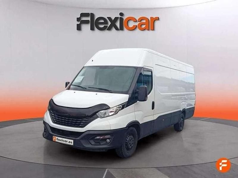 Usado Iveco Daily 156 CV (114 kW) 2021 Blanco SUV