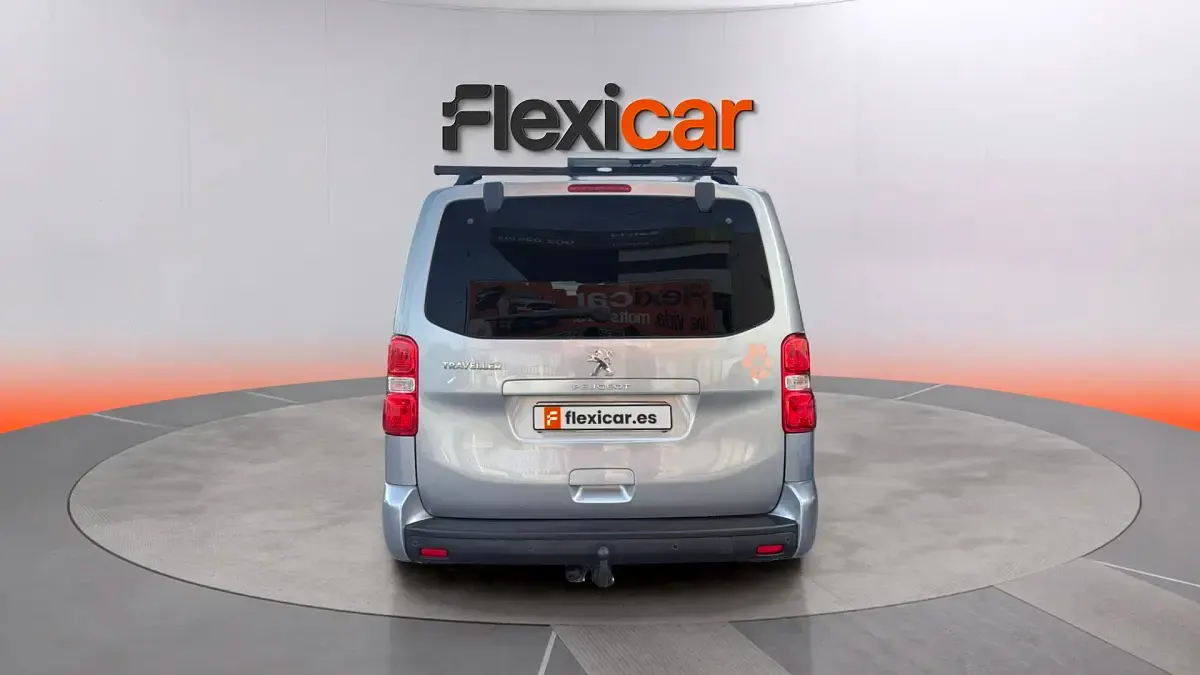 Usado Peugeot Traveller Business-Line 120 CV (88 kW) 2019 Gris Monovolumen