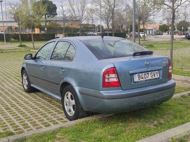 Occasion Skoda Octavia 105 ch (77 kW) 2010 Gris Berline