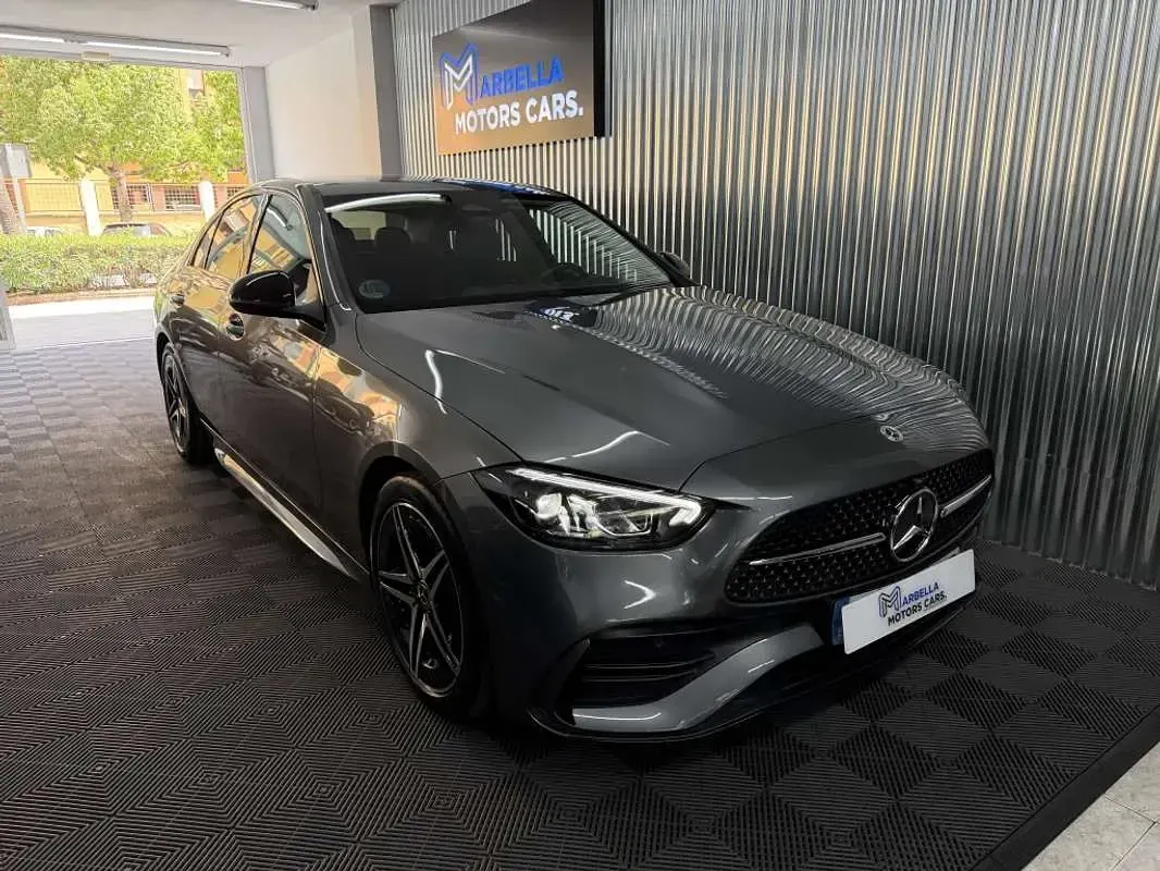 Usado Mercedes C220 200 CV (147 kW) 2022 Gris Berlina