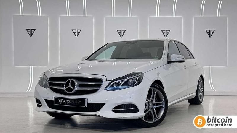 Blanco Usado 2015 Mercedes E220 Avantgarde Berlina | 18.900 € (Precio justo) - Imagen 1/4