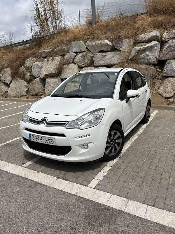 Usado Citroën C3 PureTech 68 CV (50 kW) 2015 Blanco Utilitario