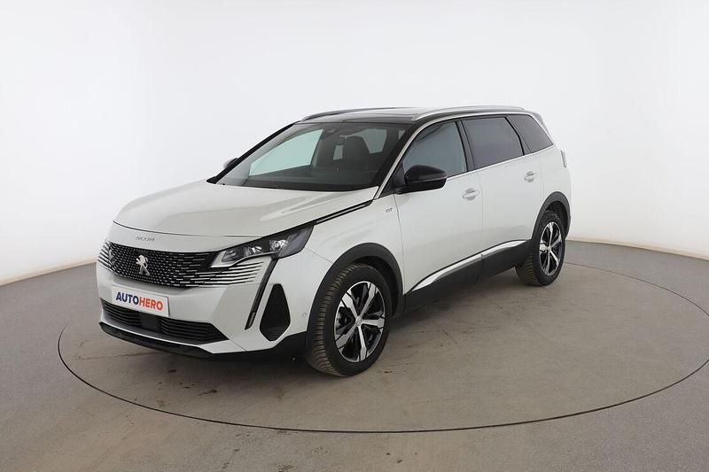 Usado Peugeot 5008 GT 130 CV (95 kW) 2023 Blanco SUV