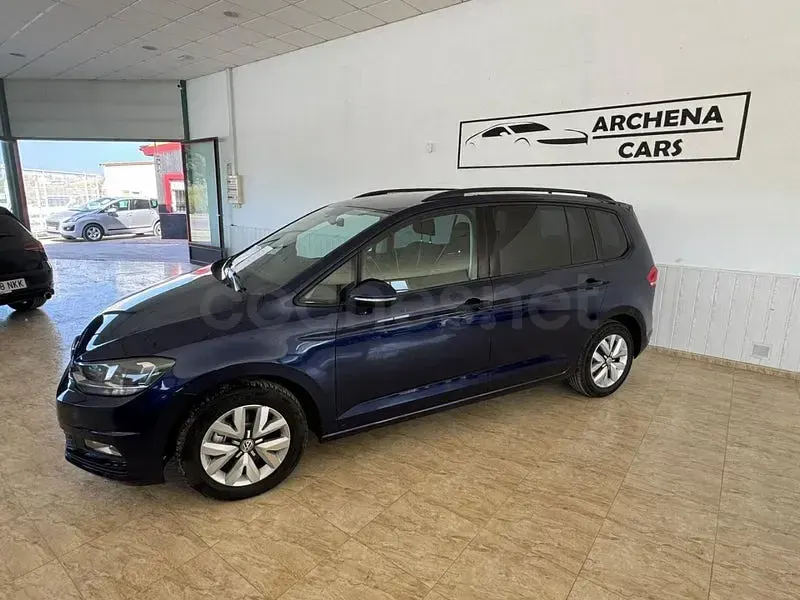 Usado VW Touran Advance 115 CV (84 kW) 2016 Azul Monovolumen