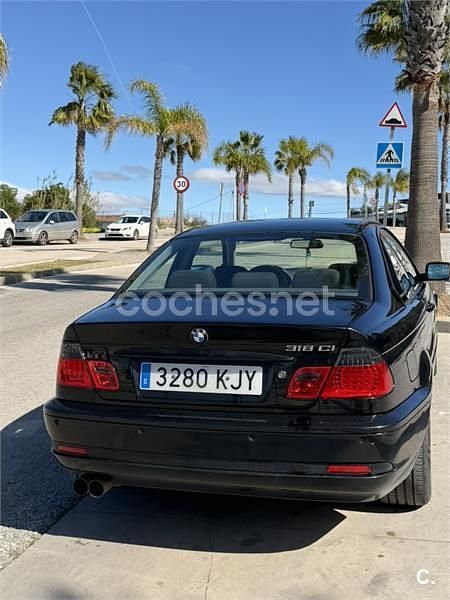 Usado BMW 318 143 CV (105 kW) 2004 Negro Coupe
