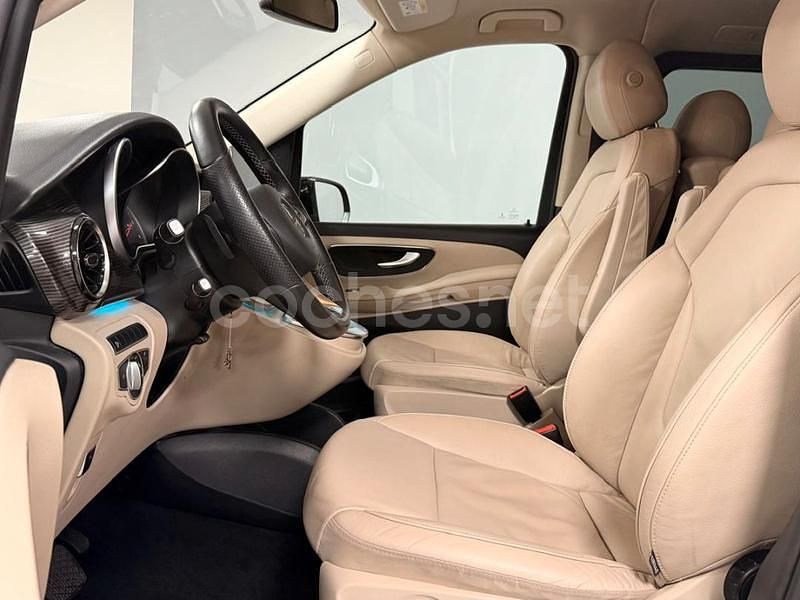 Usado Mercedes V220 Avantgarde 163 CV (119 kW) 2022 Negro Monovolumen