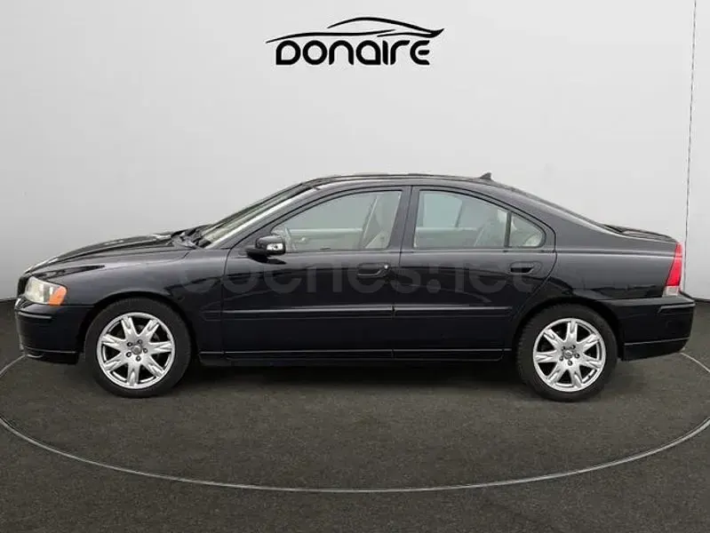 Usado Volvo S60 Momentum 185 CV (136 kW) 2009 Negro Berlina