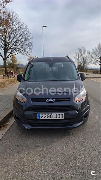 Usado Ford Tourneo Trend 95 CV (69 kW) 2014 Gris / plata Monovolumen
