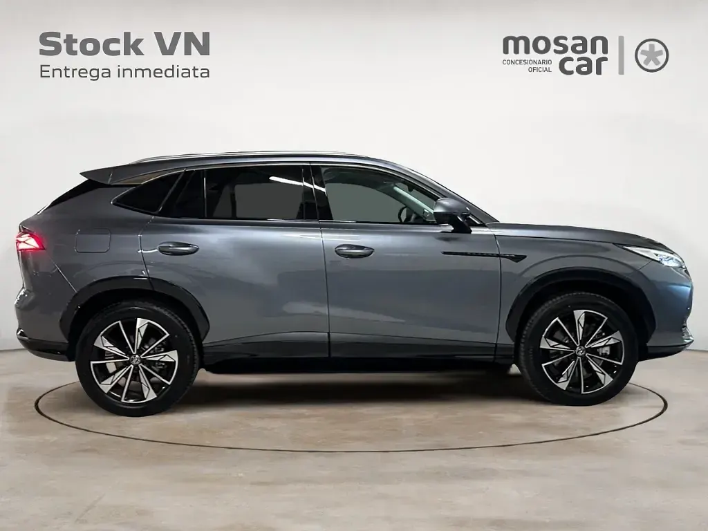 Nuevo MG HS Luxury 170 CV (125 kW) 2025 Gris SUV