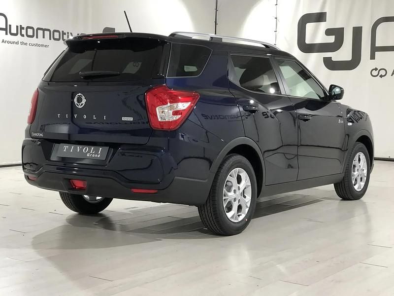 Usado SsangYong Tivoli 163 CV (119 kW) 2023 Azul SUV