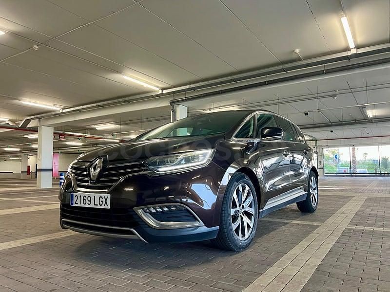Usado Renault Espace Zen 160 CV (117 kW) 2017 Marrón Monovolumen