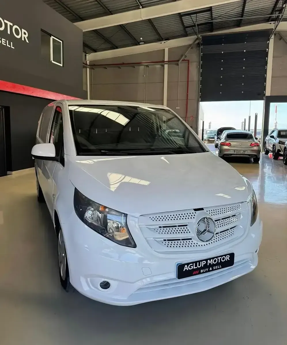 Usado Mercedes Vito 114 CV (83 kW) 2016 Blanco Van