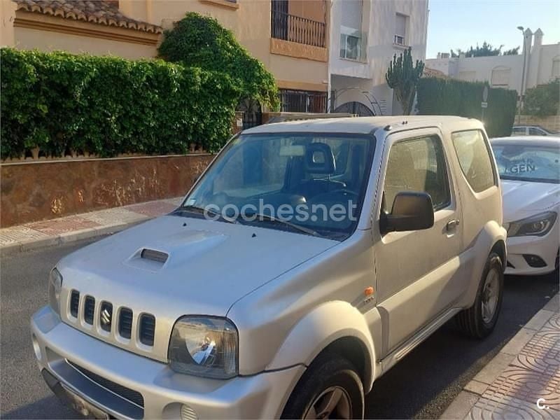 Gris / plata Usado 2005 Suzuki Jimny SUV | 7500 € (Precio justo) - Imagen 1/4