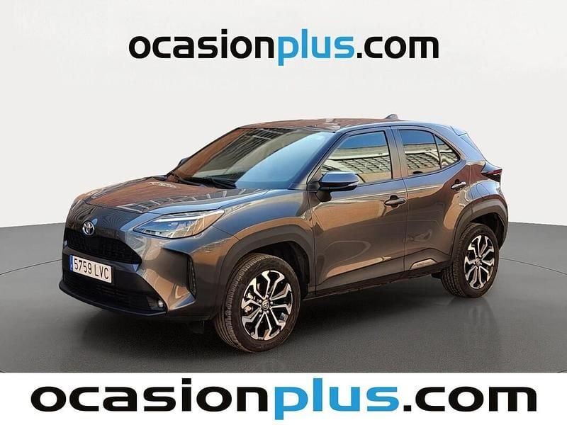 Gris Usado 2021 Toyota Yaris Active | 18.091 € (Precio justo) - Imagen 1/4