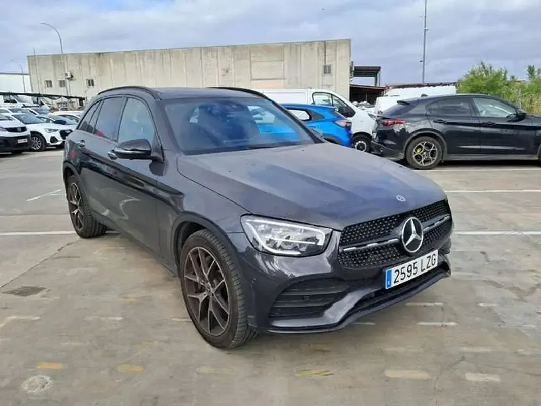 Usado Mercedes GLC220 194 CV (142 kW) 2022 Gris SUV
