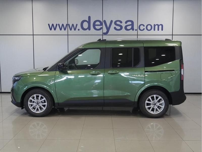 Nuevo Ford Tourneo Courier Titanium 125 CV (91 kW) 2026 Verde Monovolumen