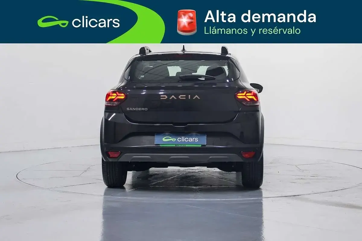 Usado Dacia Sandero Extreme 101 CV (74 kW) 2024 Negro Utilitario
